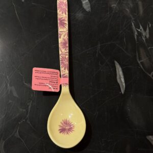 Cucchiaino con fiori viola