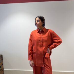 Camicia over ruggine