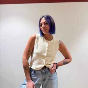 Top smanicato color burro