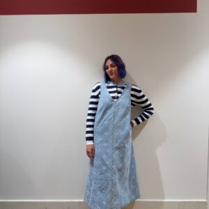 Abito scamiciata in denim con dettagli sangallo