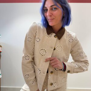 Giacca in denim lavorata in sangallo