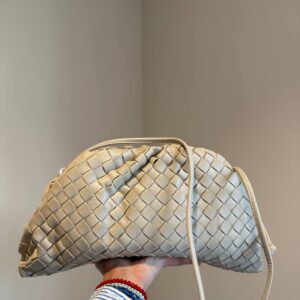 Big clutch in ecopelle intrecciata