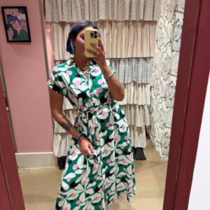 Abito verde con fiori