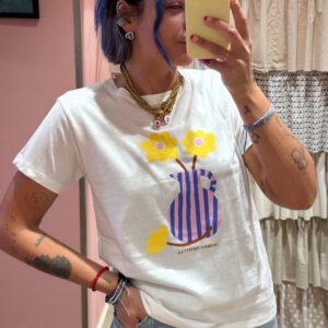 T-shirt con vaso